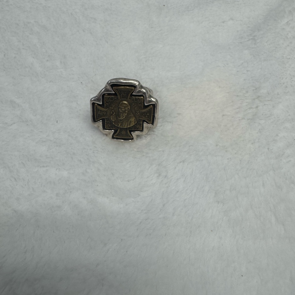Bella Rose Closet Silver And Gold Cross Ring